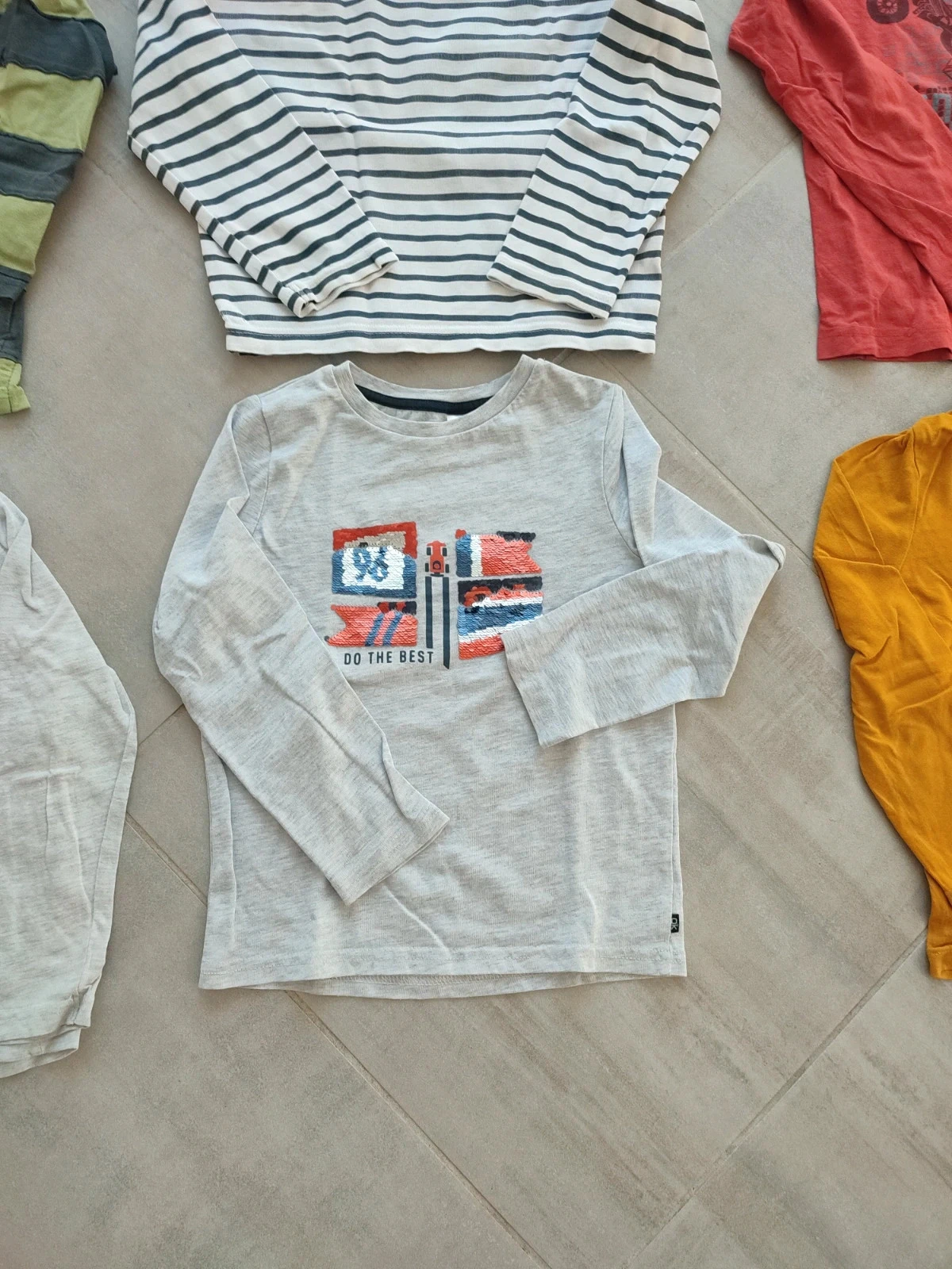Lot of 9 Long Sleeve T-shirts for Boys Age 5 – photo 9